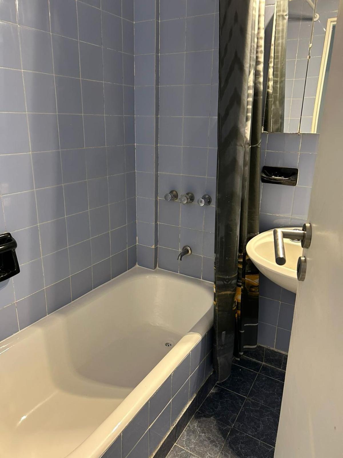 Amplio Divisible, Zona Movistar Arena Y Cerca De Palermo, 4 Pax Apartamento Buenos Aires